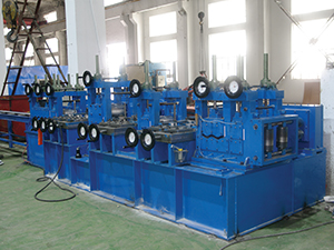 扁钢整平矫直机